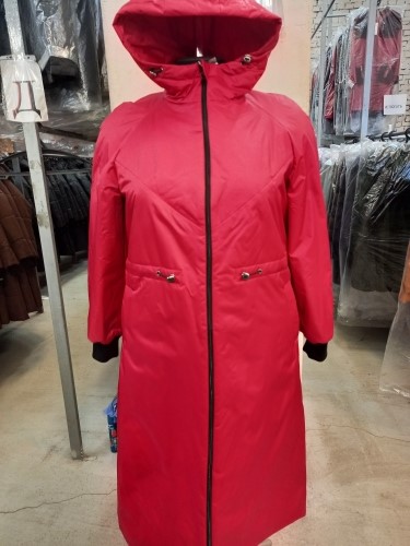 Демисезонное пальто с кулисами, красное