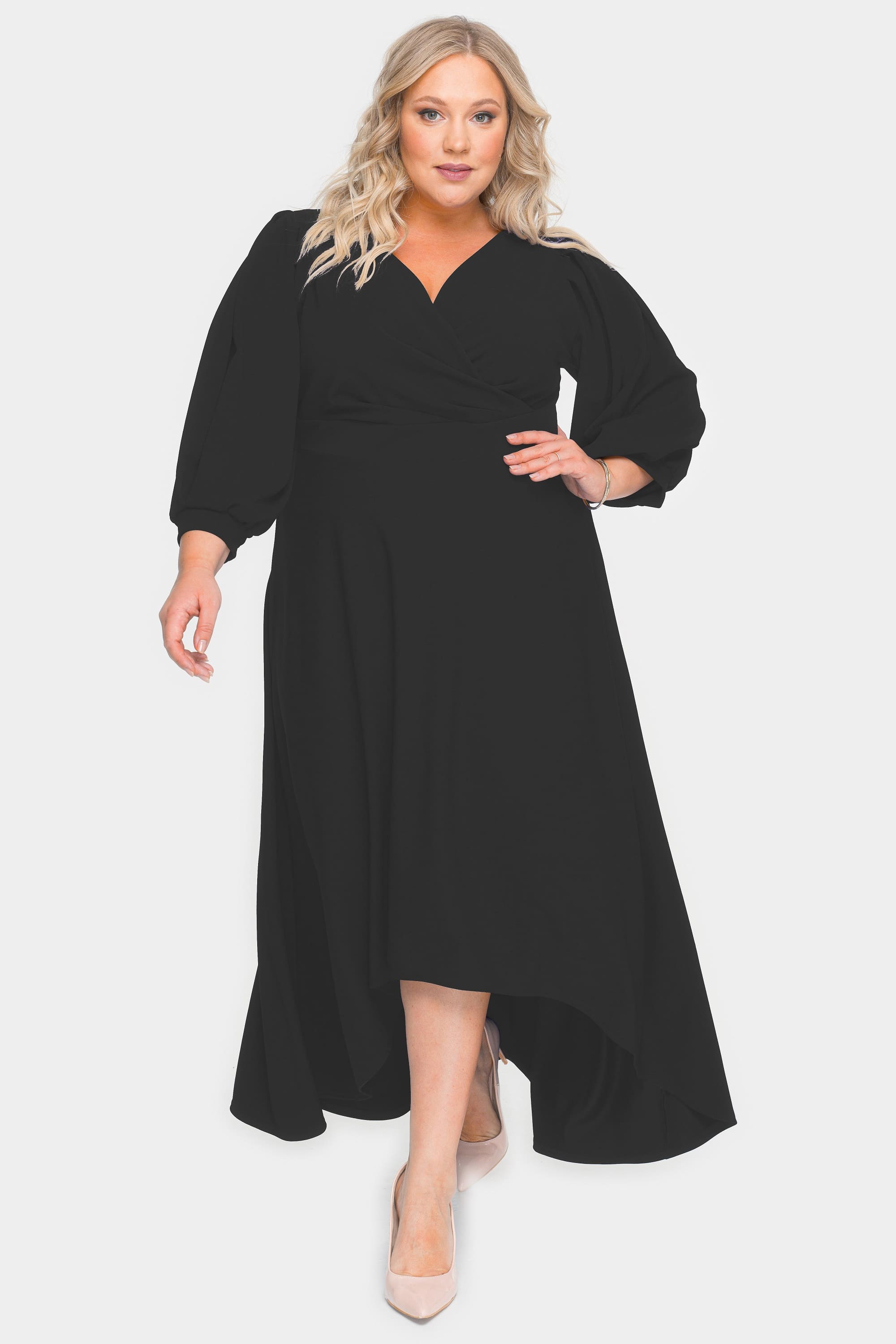 Длинное платье с асимметричным низом и драпировкой, черное