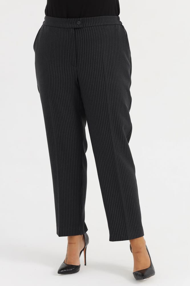 Классические прямые брюки со стрелками, серые