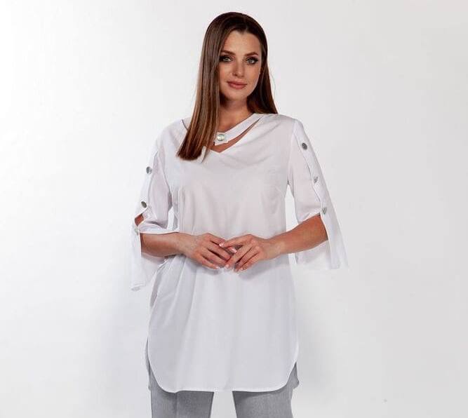 Прямая блузка с вырезом на горловине и пуговицами, белая